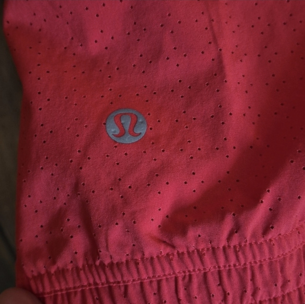 Lululemon Adapted State Perforated Track Jacket NWT Size 14 Red Glow - Picture 9 of 11